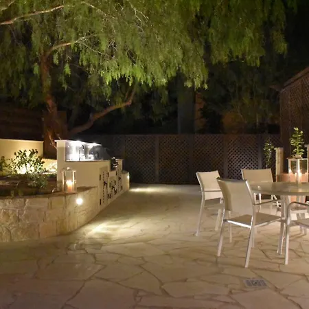 3 Stanze Da Letto, 2 Bagni, Piscina Privata Ferienhaus Kouklia