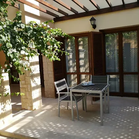 3 Stanze Da Letto, 2 Bagni, Piscina Privata * Kouklia