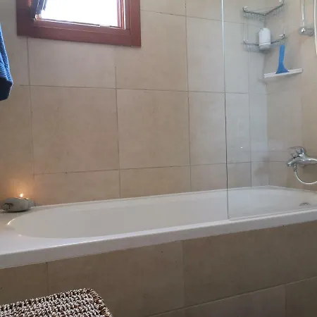 3 Stanze Da Letto, 2 Bagni, Piscina Privata Feriehus Kouklia