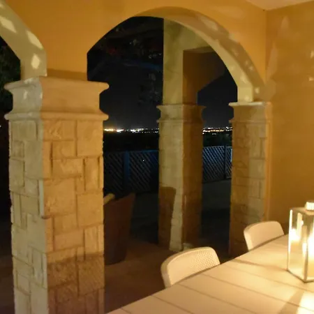 Ferienhaus 3 Stanze Da Letto, 2 Bagni, Piscina Privata
